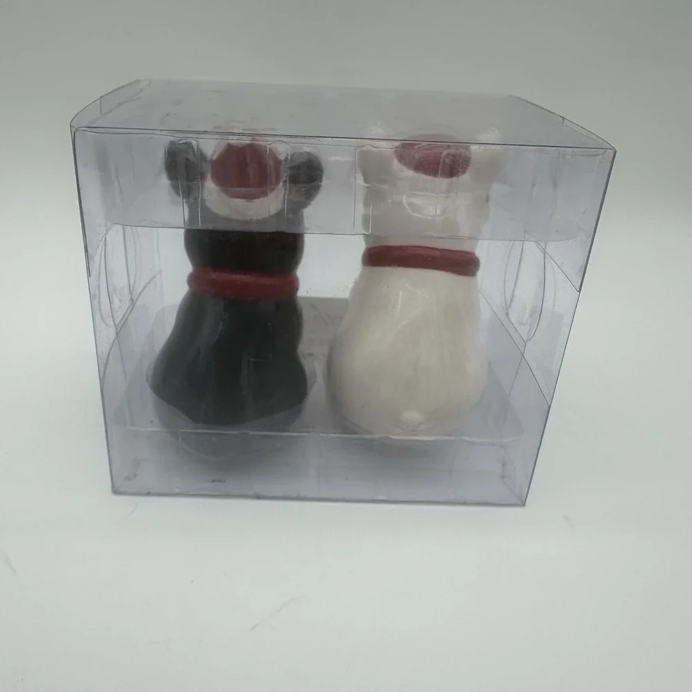 North Pole Trading Co Salt & Pepper Shaker Set‎ Of Dogs Black White Bulldog